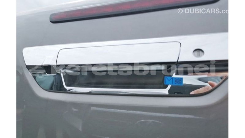 Big with watermark toyota hilux belait import dubai 2265