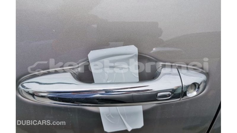 Big with watermark toyota hilux belait import dubai 2265