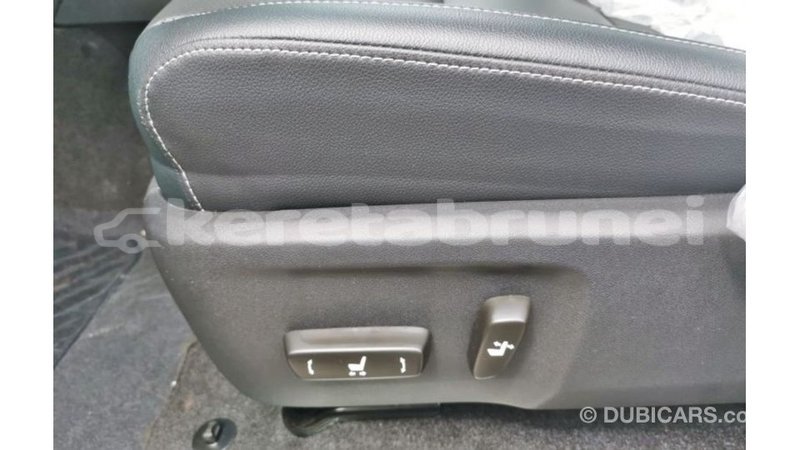 Big with watermark toyota hilux belait import dubai 2265