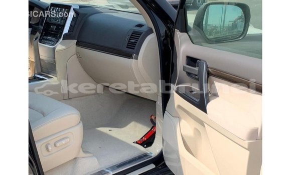 Buy Import Toyota Land Cruiser Black Car in Import - Dubai in Belait Buy Import Toyota Land Cruiser Black Car in Import - Dubai in Belait