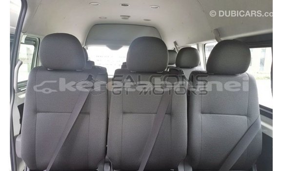 Buy Import Toyota Hiace White Car in Import - Dubai in Belait Buy Import Toyota Hiace White Car in Import - Dubai in Belait