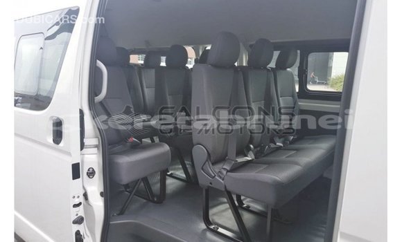 Buy Import Toyota Hiace White Car in Import - Dubai in Belait Buy Import Toyota Hiace White Car in Import - Dubai in Belait