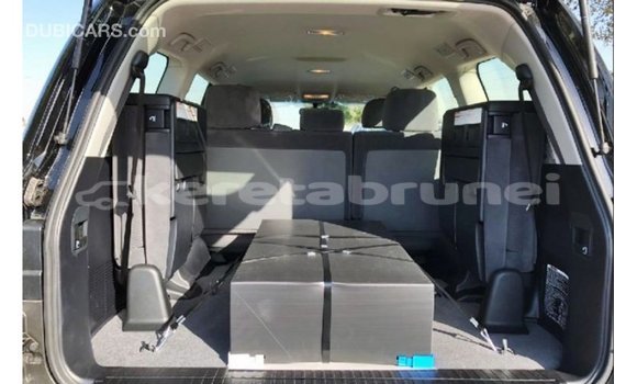 Buy Import Toyota Land Cruiser Black Car in Import - Dubai in Belait Buy Import Toyota Land Cruiser Black Car in Import - Dubai in Belait