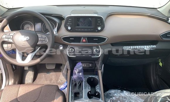 Buy Import Hyundai Santa Fe White Car in Import - Dubai in Belait Buy Import Hyundai Santa Fe White Car in Import - Dubai in Belait