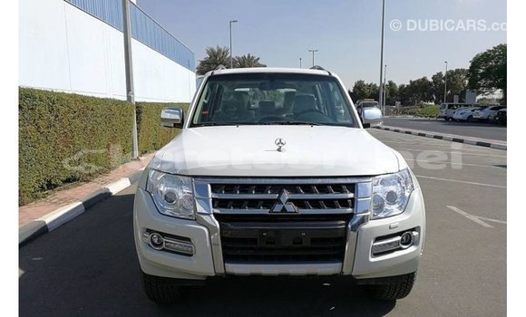 Buy Import Mitsubishi Pajero White Car in Import - Dubai in Belait Buy Import Mitsubishi Pajero White Car in Import - Dubai in Belait