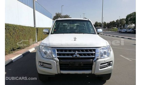 Buy Import Mitsubishi Pajero White Car in Import - Dubai in Belait Buy Import Mitsubishi Pajero White Car in Import - Dubai in Belait