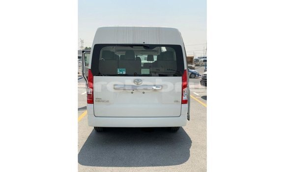 Buy Import Toyota Hiace White Car in Import - Dubai in Belait Buy Import Toyota Hiace White Car in Import - Dubai in Belait