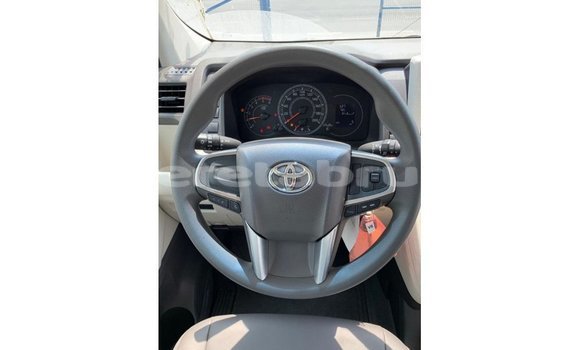 Buy Import Toyota Hiace White Car in Import - Dubai in Belait Buy Import Toyota Hiace White Car in Import - Dubai in Belait