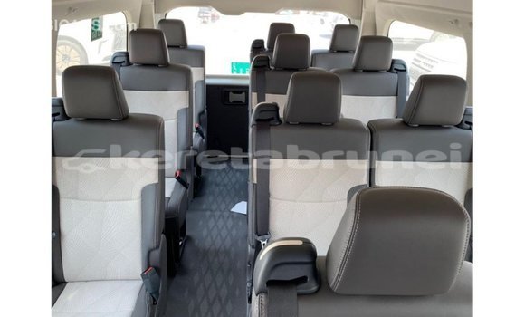 Buy Import Toyota Hiace White Car in Import - Dubai in Belait Buy Import Toyota Hiace White Car in Import - Dubai in Belait