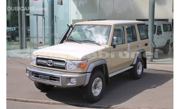 Buy Import Toyota Land Cruiser Beige Car in Import - Dubai in Belait Buy Import Toyota Land Cruiser Beige Car in Import - Dubai in Belait
