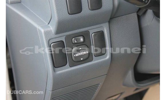 Buy Import Toyota Land Cruiser Beige Car in Import - Dubai in Belait Buy Import Toyota Land Cruiser Beige Car in Import - Dubai in Belait