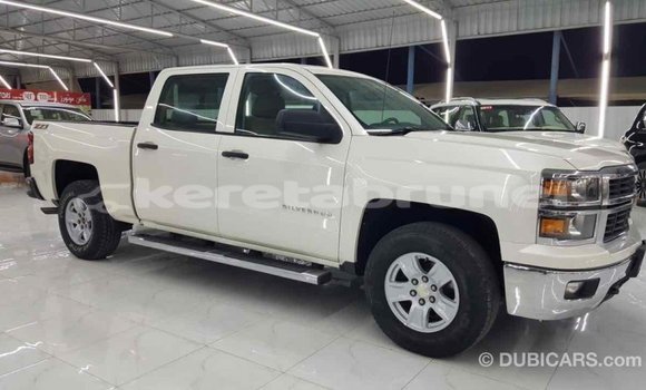 Buy Import Chevrolet Silverado White Car in Import - Dubai in Belait Buy Import Chevrolet Silverado White Car in Import - Dubai in Belait
