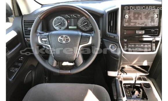 Buy Import Toyota Land Cruiser Black Car in Import - Dubai in Belait Buy Import Toyota Land Cruiser Black Car in Import - Dubai in Belait