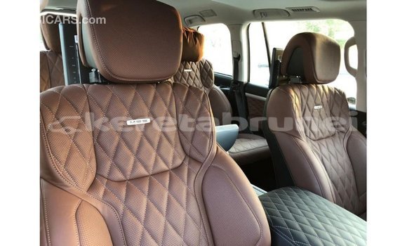Buy Import Toyota Land Cruiser Black Car in Import - Dubai in Belait Buy Import Toyota Land Cruiser Black Car in Import - Dubai in Belait