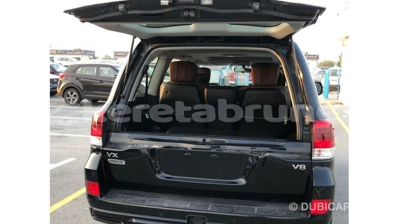 Big with watermark toyota land cruiser belait import dubai 2280