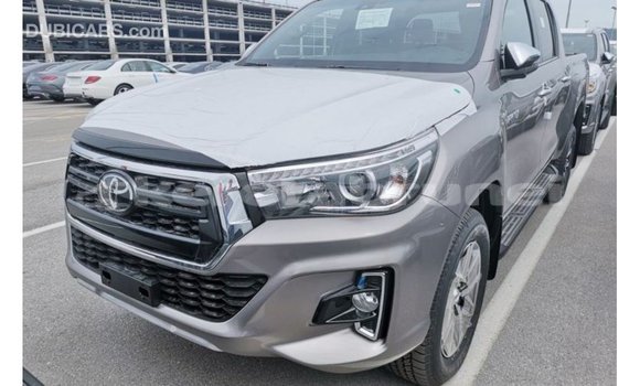Buy Import Toyota Hilux Brown Car in Import - Dubai in Belait Buy Import Toyota Hilux Brown Car in Import - Dubai in Belait