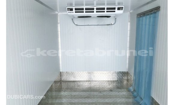 Buy Import Hino 300 Series White Truck in Import - Dubai in Belait Buy Import Hino 300 Series White Truck in Import - Dubai in Belait