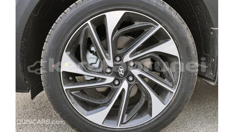 Big with watermark hyundai tucson belait import dubai 2284