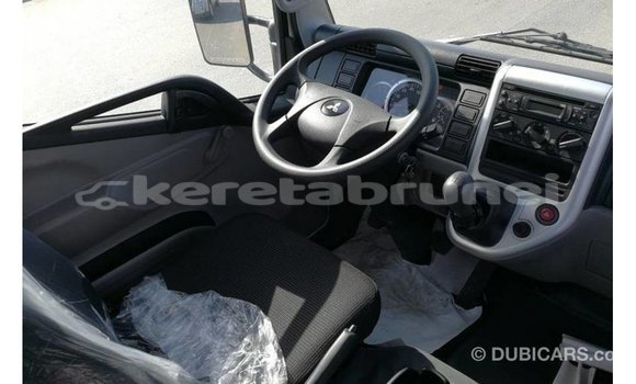 Buy Import Mitsubishi Carisma White Car in Import - Dubai in Belait Buy Import Mitsubishi Carisma White Car in Import - Dubai in Belait