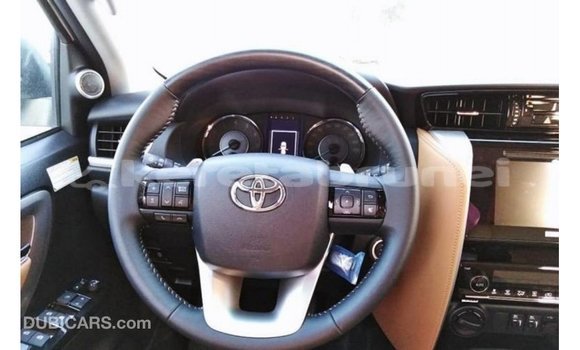 Buy Import Toyota Fortuner White Car in Import - Dubai in Belait Buy Import Toyota Fortuner White Car in Import - Dubai in Belait