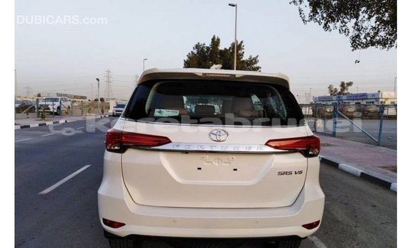 Buy Import Toyota Fortuner White Car in Import - Dubai in Belait Buy Import Toyota Fortuner White Car in Import - Dubai in Belait