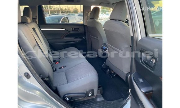 Buy Import Toyota Highlander Other Car in Import - Dubai in Belait Buy Import Toyota Highlander Other Car in Import - Dubai in Belait