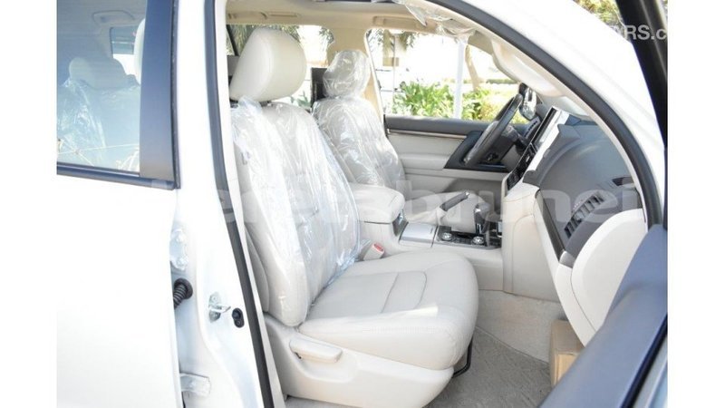 Big with watermark toyota land cruiser belait import dubai 2313