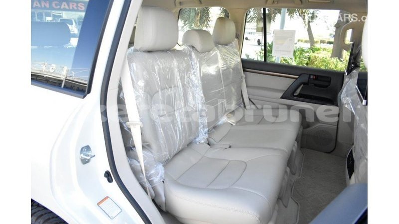 Big with watermark toyota land cruiser belait import dubai 2313