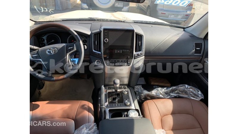 Big with watermark toyota land cruiser belait import dubai 2317