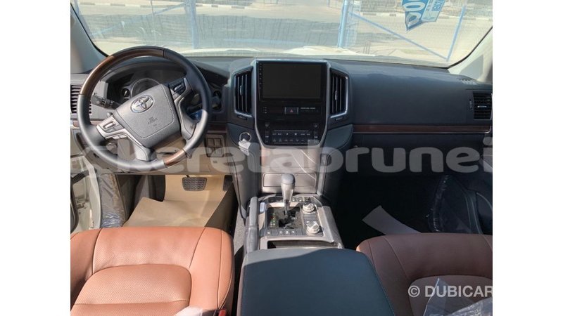 Big with watermark toyota land cruiser belait import dubai 2317