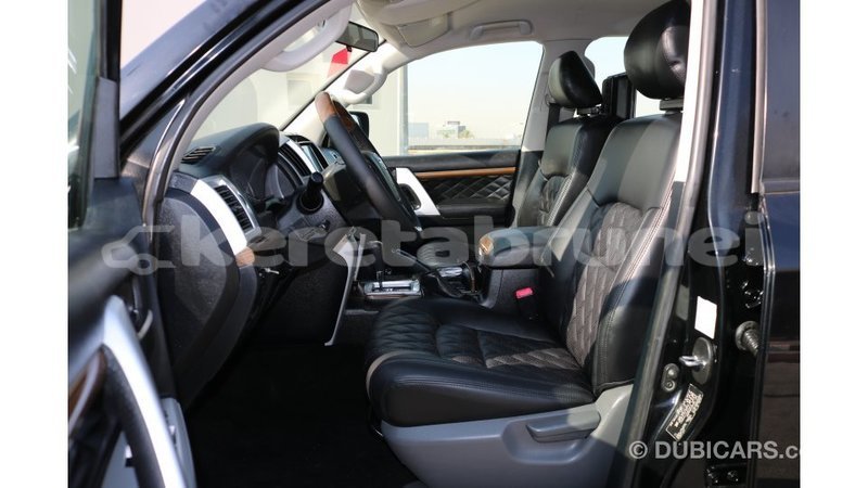 Big with watermark toyota land cruiser belait import dubai 2320