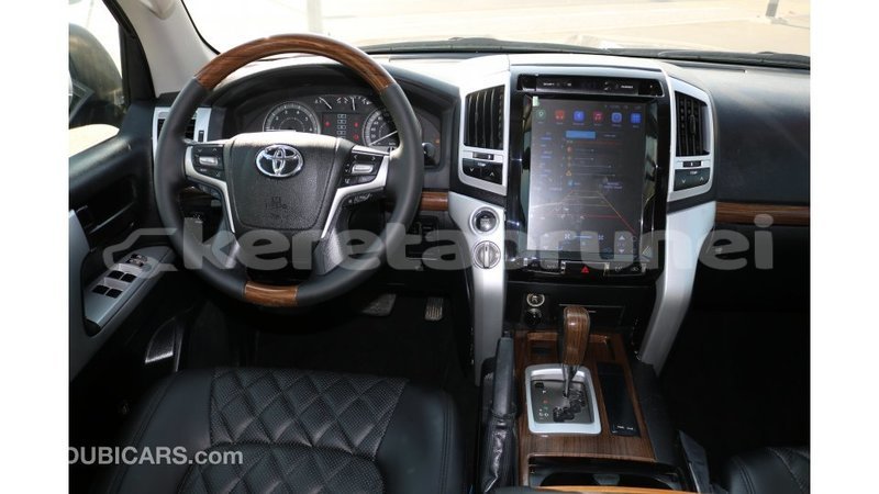 Big with watermark toyota land cruiser belait import dubai 2320