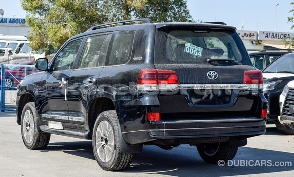 Buy Import Toyota Land Cruiser Black Car in Import - Dubai in Belait Buy Import Toyota Land Cruiser Black Car in Import - Dubai in Belait