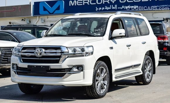 Buy Import Toyota Land Cruiser White Car in Import - Dubai in Belait Buy Import Toyota Land Cruiser White Car in Import - Dubai in Belait