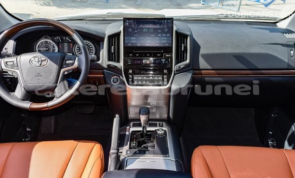 Buy Import Toyota Land Cruiser White Car in Import - Dubai in Belait Buy Import Toyota Land Cruiser White Car in Import - Dubai in Belait