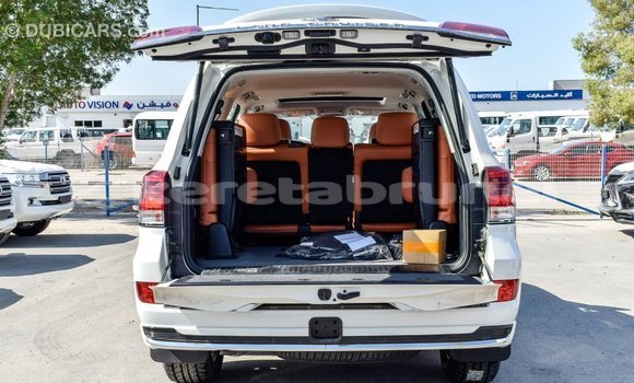 Buy Import Toyota Land Cruiser White Car in Import - Dubai in Belait Buy Import Toyota Land Cruiser White Car in Import - Dubai in Belait