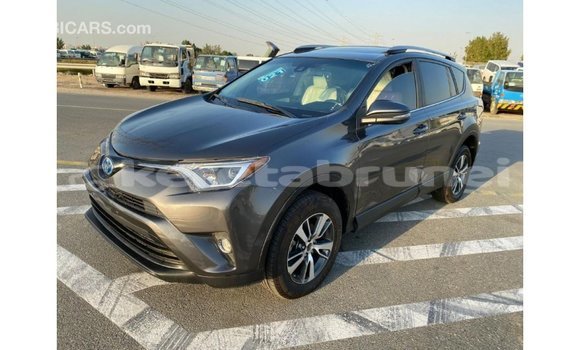 Buy Import Toyota HiAce Other Truck in Import - Dubai in Belait Buy Import Toyota HiAce Other Truck in Import - Dubai in Belait