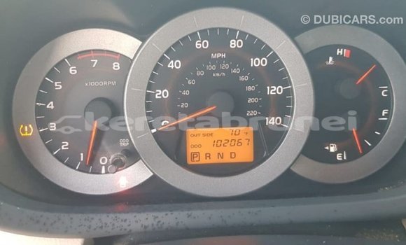 Buy Import Toyota HiAce Other Truck in Import - Dubai in Belait Buy Import Toyota HiAce Other Truck in Import - Dubai in Belait