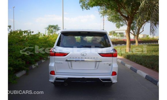 Buy Import Lexus LX White Car in Import - Dubai in Belait Buy Import Lexus LX White Car in Import - Dubai in Belait