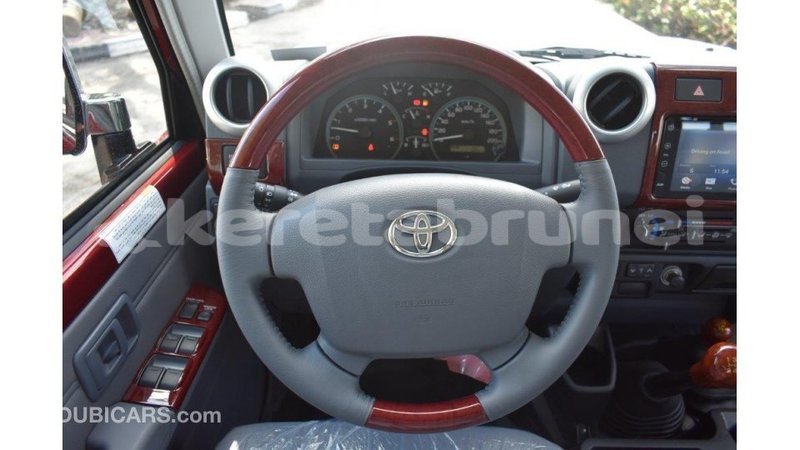 Big with watermark toyota land cruiser belait import dubai 2330