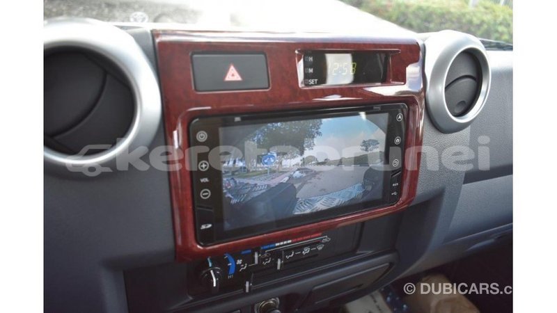 Big with watermark toyota land cruiser belait import dubai 2330