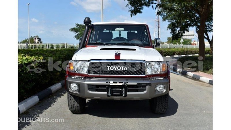 Big with watermark toyota land cruiser belait import dubai 2330