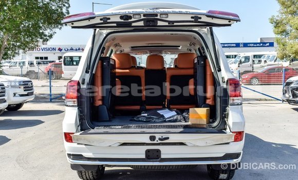 Buy Import Toyota Land Cruiser White Car in Import - Dubai in Belait Buy Import Toyota Land Cruiser White Car in Import - Dubai in Belait