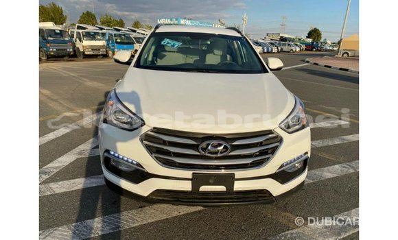Buy Import Hyundai Santa Fe White Car in Import - Dubai in Belait Buy Import Hyundai Santa Fe White Car in Import - Dubai in Belait