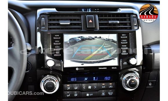 Buy Import Toyota HiAce White Truck in Import - Dubai in Belait Buy Import Toyota HiAce White Truck in Import - Dubai in Belait