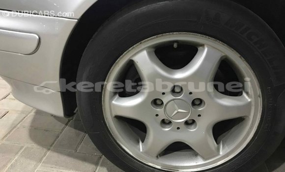 Buy Import Mercedes-Benz 190 (W201) Other Car in Import - Dubai in Belait