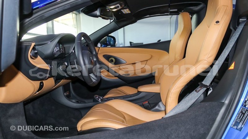 Big with watermark mclaren 570s belait import dubai 2366