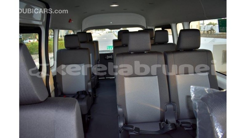 Big with watermark toyota hiace belait import dubai 2367