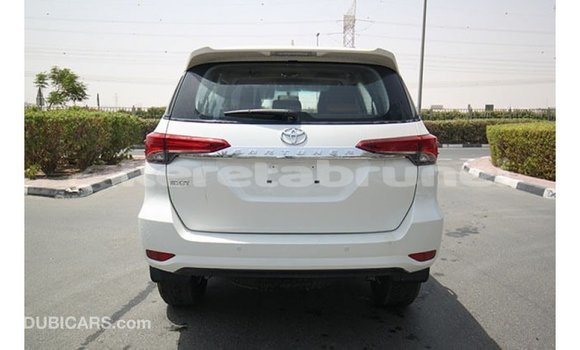 Buy Import Toyota Fortuner White Car in Import - Dubai in Belait Buy Import Toyota Fortuner White Car in Import - Dubai in Belait