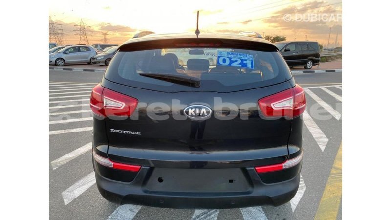 Big with watermark kia sportage belait import dubai 2378